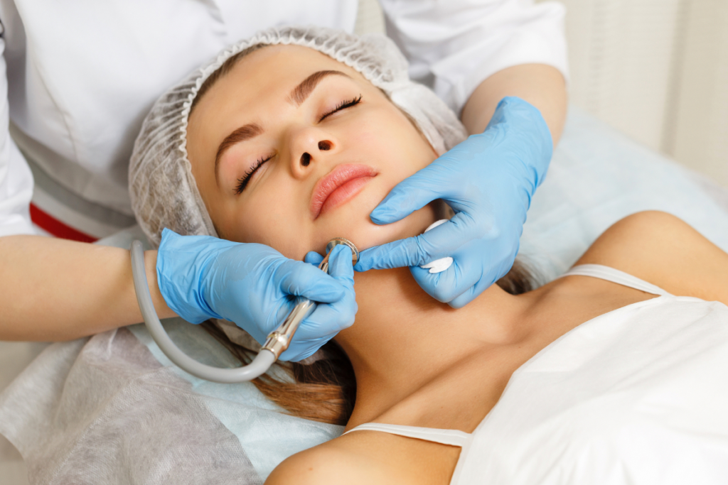 Surgical and Cosmetic Dermatology